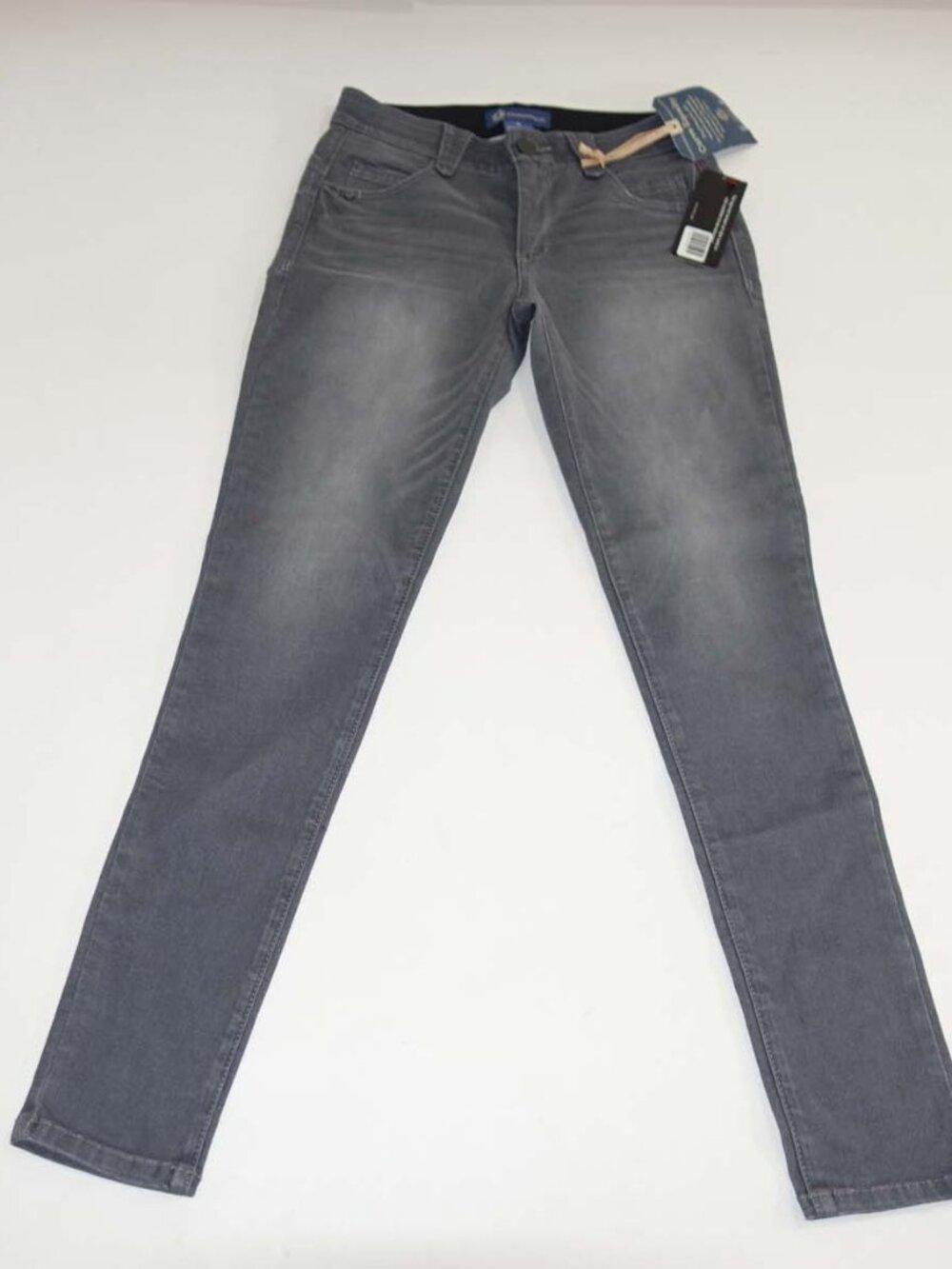 Democracy Women's Ab Solution Jegging Jeans Size 2 NWT Gray Mid Rise 30" Inseam